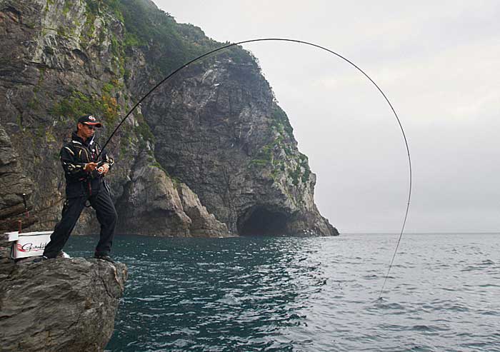 アウトドア・釣り・旅行用品がまかつマスターモデル2口太M50 - ロッド