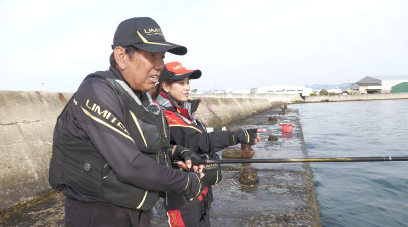 釣る大知
