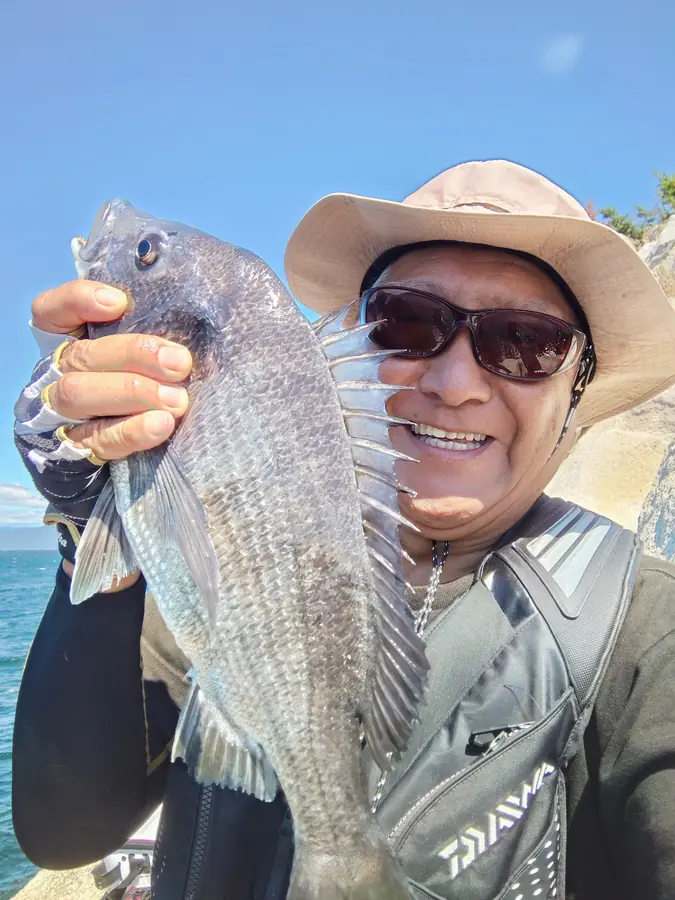 大黒神島で釣れたチヌ